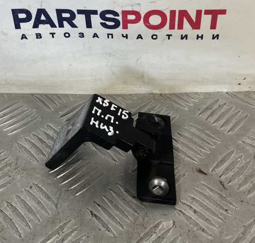 Петля передніх дверей права 41007377548 BMW