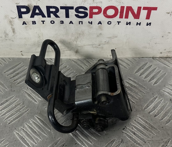Петля задніх дверей, лівих 4L0833411A VAG