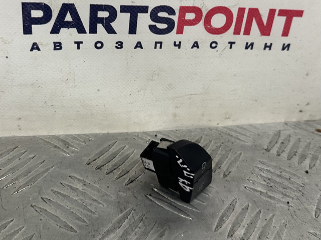 Кнопка центрального замка 4L2962108B VAG