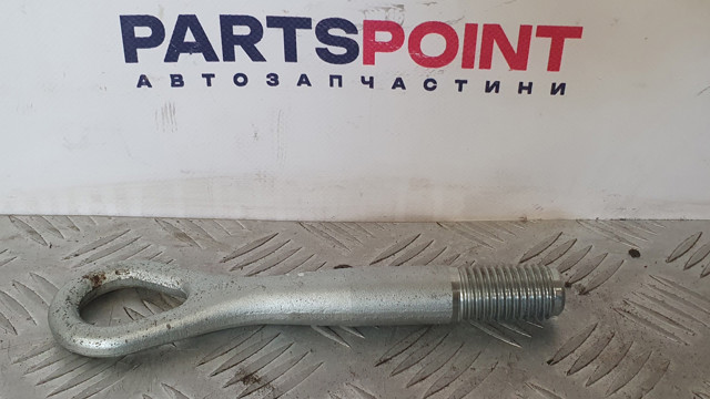 Крюк буксирувальний Міцубісі Аутлендер II XL