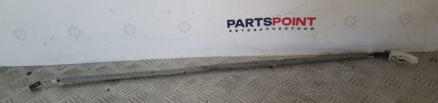 Трос замка дверей передніх 51217137079 BMW