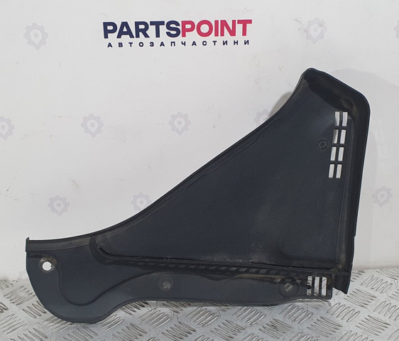 Решітка склоочисників 51717216978 BMW