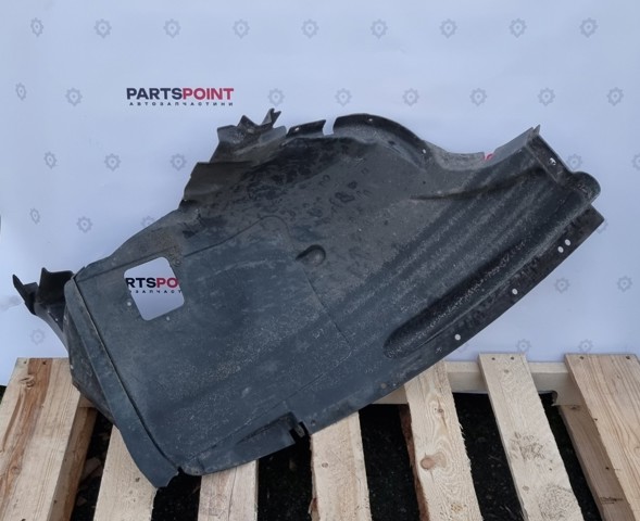 Підкрилок переднього крила, правий передній 51718046306 BMW