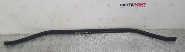 Ущільнювач під капот 51767210736 BMW