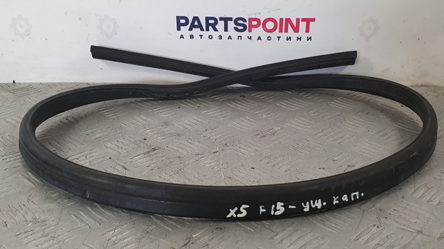 Ущільнювач капота 51767294489 BMW