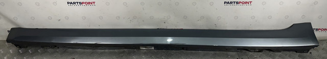 Накладка зовнішня (молдинг) порога, лівий 51777475603 BMW