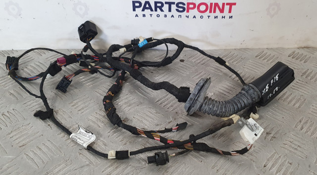 Джгут проводів передньої двері 61129323472 BMW
