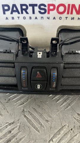 Решітка повітроводу 64229252648 BMW