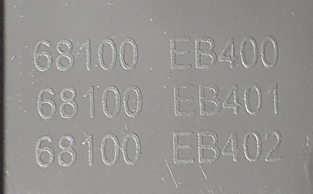 Приладова панель 68100EB401 NISSAN