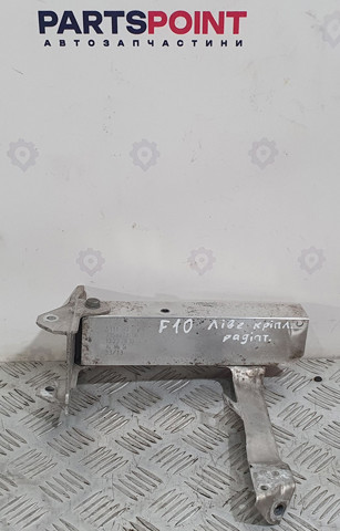 Буфер бампера переднього 7158873 BMW