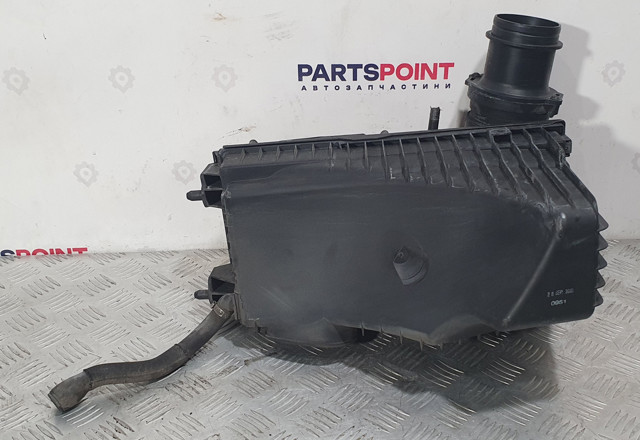 Корпус повітряного фільтра 7L6129607AH VAG
