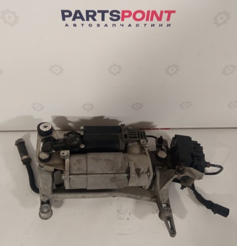 Компресор пневмоподвески 7L8616006C VAG