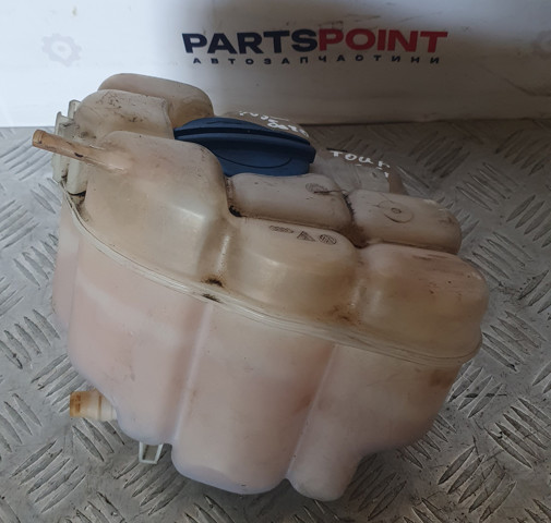 Бачок розширювальний 7P0121407 VAG