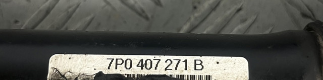 Піввісь (привід) передня 7P0407271B VAG