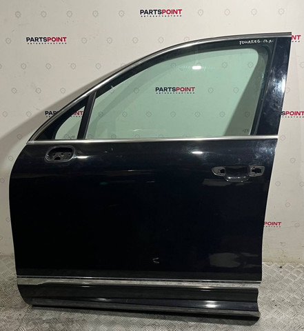 Водійські двері 7P0831055 VAG