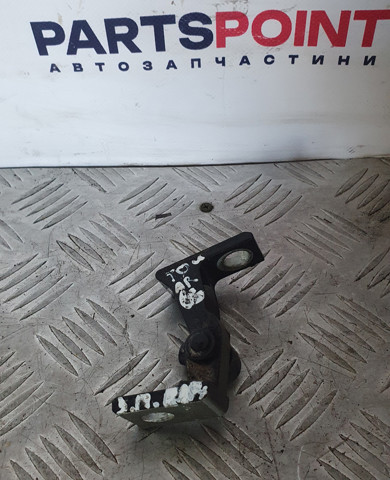 Дверний шарнір задній правий 8K0831402G VAG
