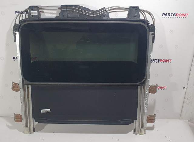 Направляюча люка 91306EA51A NISSAN