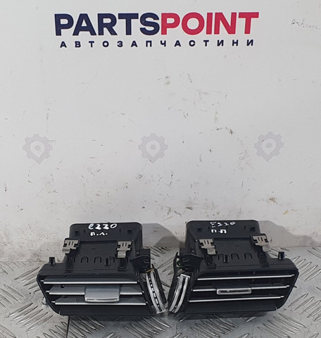 Решітка повітропровода ліва A2128303354 MERCEDES