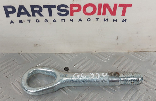 Крюк буксирувальний Mercedes Sprinter 2 3,5-t