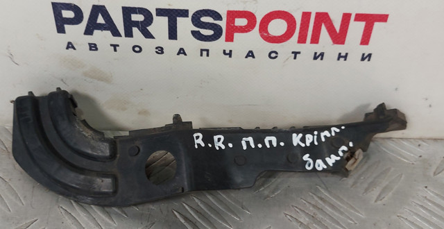 Кронштейн бампера переднього, правий AH323382AA LAND ROVER