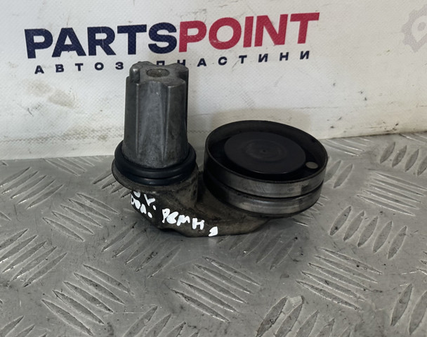 Натягувач приводного ременя LR013506 LAND ROVER