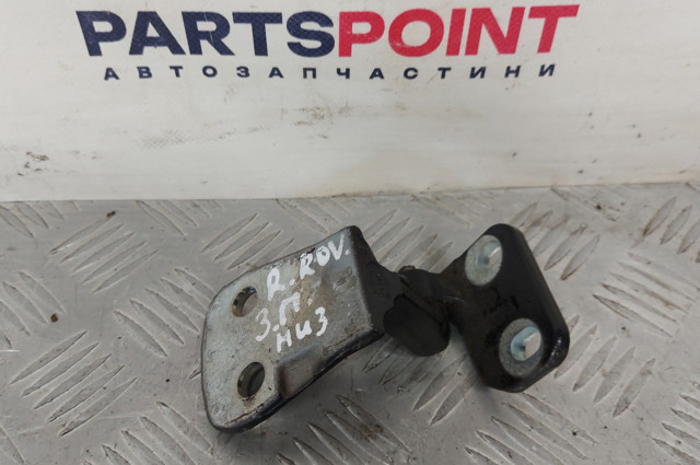 Петля передніх дверей права LR031768 LAND ROVER
