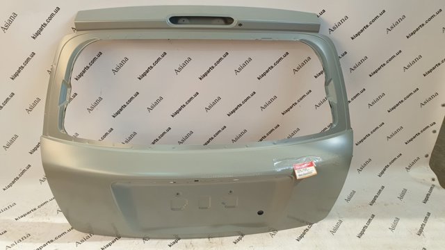 Задні двері багажника KIA Cerato 1