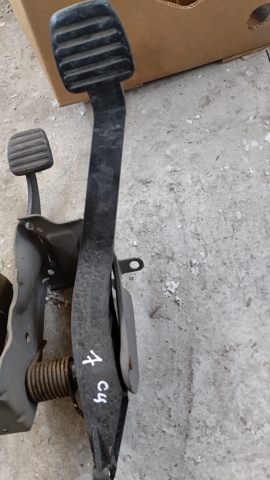 Педаль зчеплення 465409318R RENAULT
