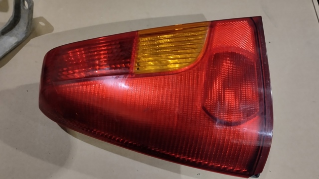 Задня ліва фара 6001546794 RENAULT