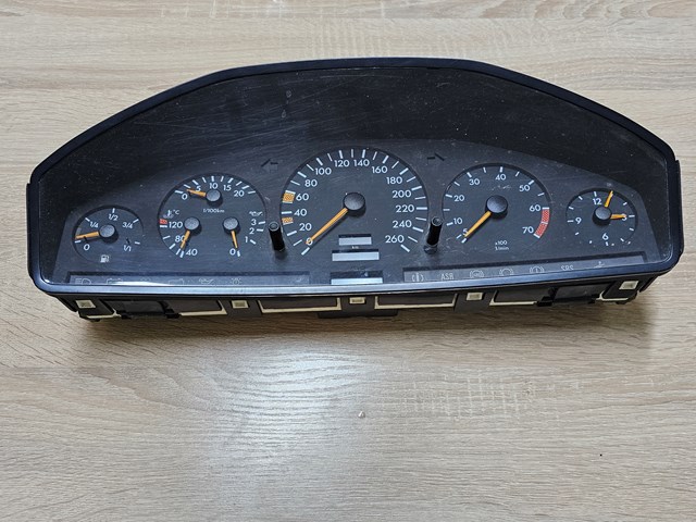 Приладова дошка-щиток приладів 1405409448 MERCEDES