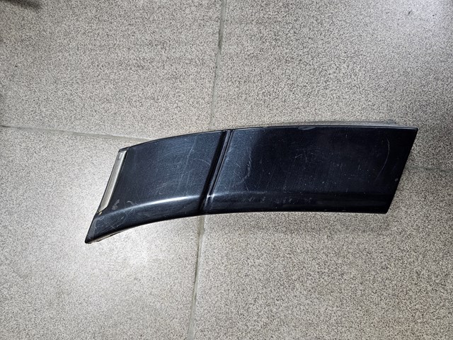 Накладка заднього правого крила 1406907840 MERCEDES