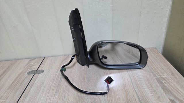 Праве бокове дзеркало 1T1857508L VAG