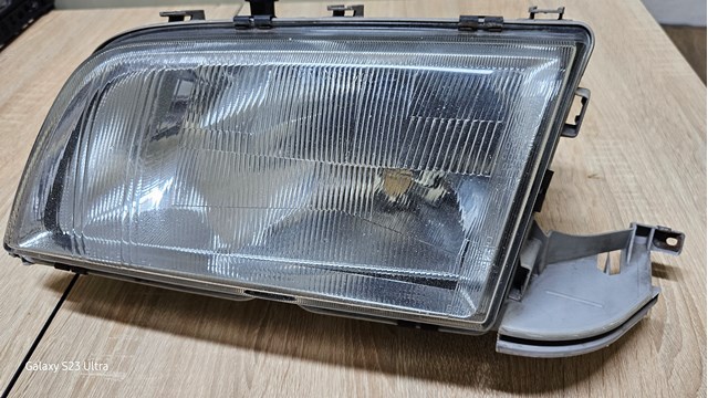 Фара основна ліва 2028203361 MERCEDES