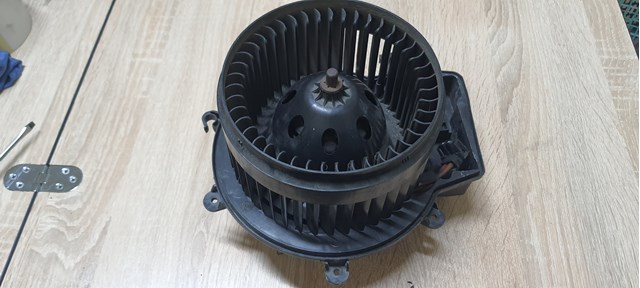 Електродвигуни (електродвигун обігрівача) або розетка причепа штепсельная Mercedes CLK