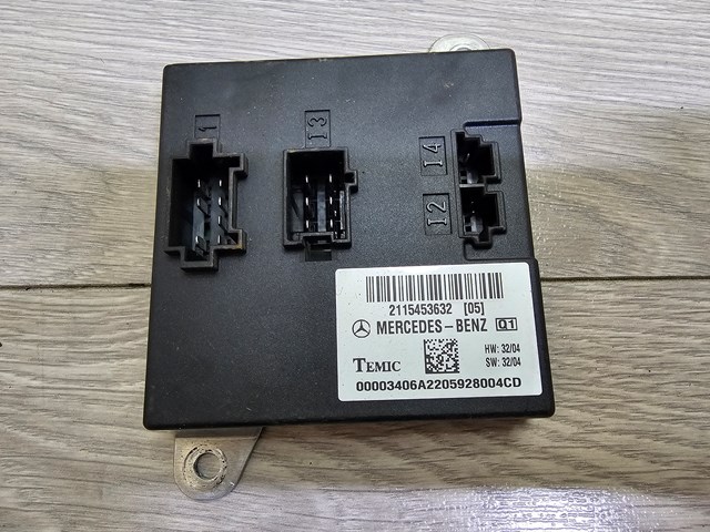 Блок керування сигналами SAM 2115453632 MERCEDES