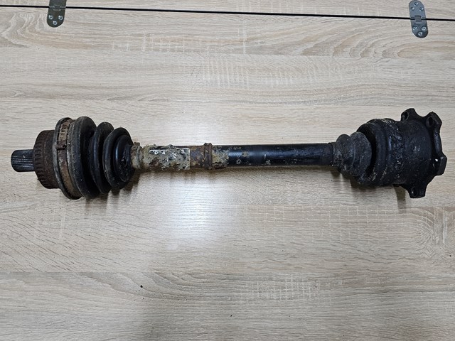 Піввісь передня ліва 4D0407271S VAG