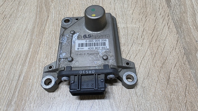 Датчик кута / швидкості повороту авто 4D0907657 VAG