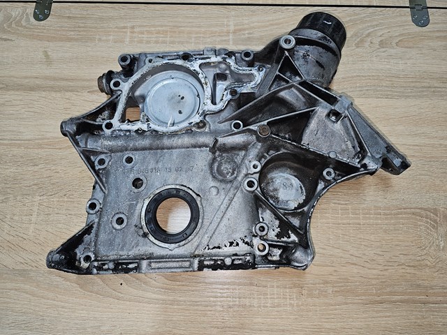 Кришка мотора передня 6460150602 MERCEDES