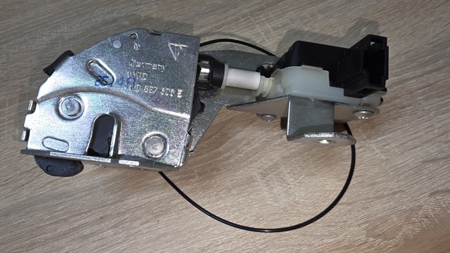Замок 3/5-х дверей, задній 7L0827506E VAG