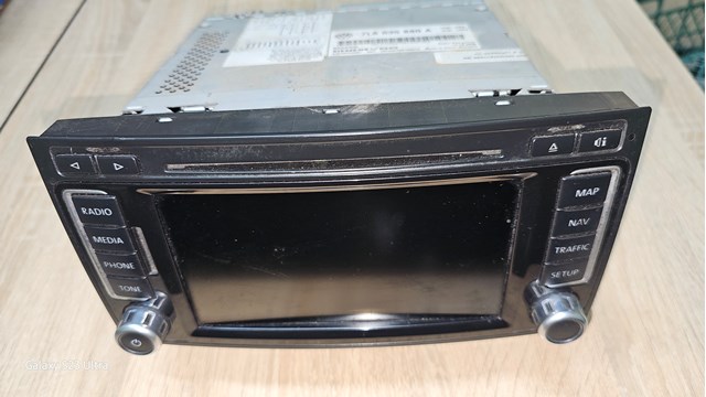 Магнітола 7L6035680A VAG