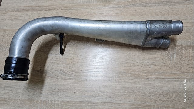 Трубка, що нагнітається 7L6145945C VAG