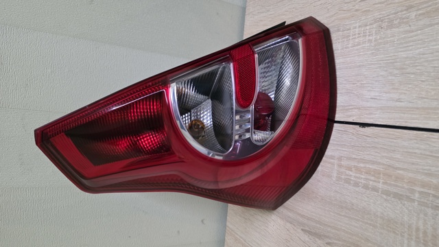 Ліхтар задній лівий 8200734825 RENAULT