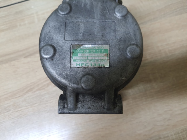 Компресор системи кондиціювання A0002341211 MERCEDES