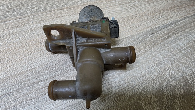 Кран системи опалення A0005062764 MERCEDES