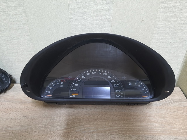 Спідометр A2035401311 MERCEDES