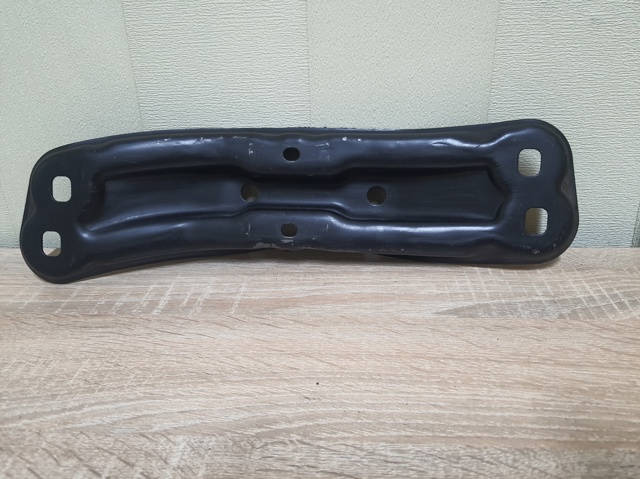 Кронштейн подушки КПП A2102421201 MERCEDES