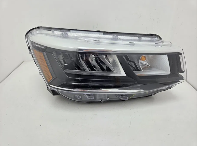 Права блок фара 2GJ941036 VAG