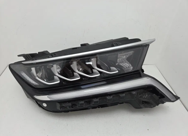 Основна фара - вставка 92102P4000 HYUNDAI