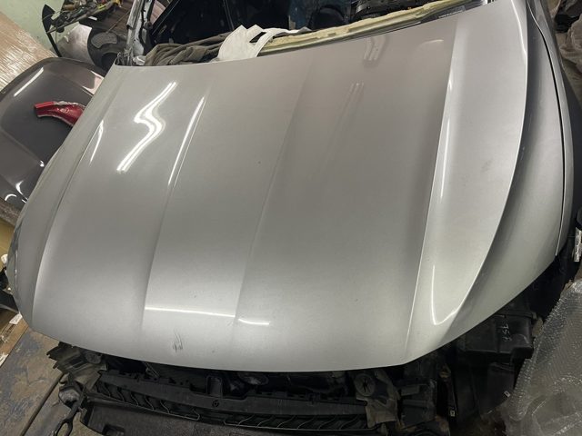 Капот 17A823031 VAG