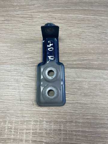 Кронштейн кріплення крила переднього лівого, задній 41007440418 BMW